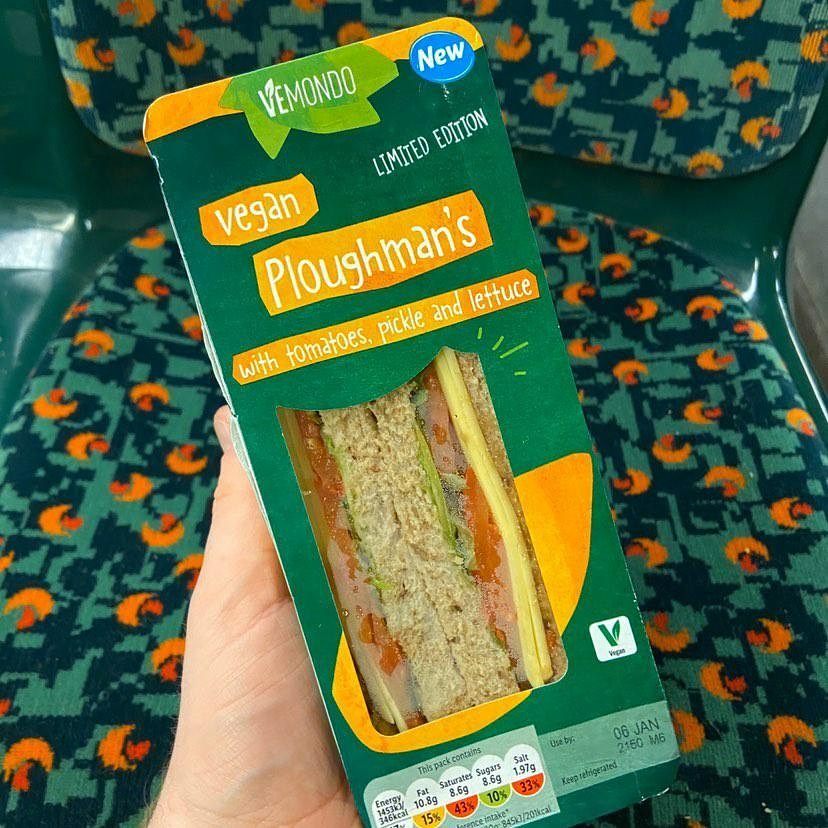Lidl Vemondo Ploughman\'s Sandwich – UK Vegan Food Vegan